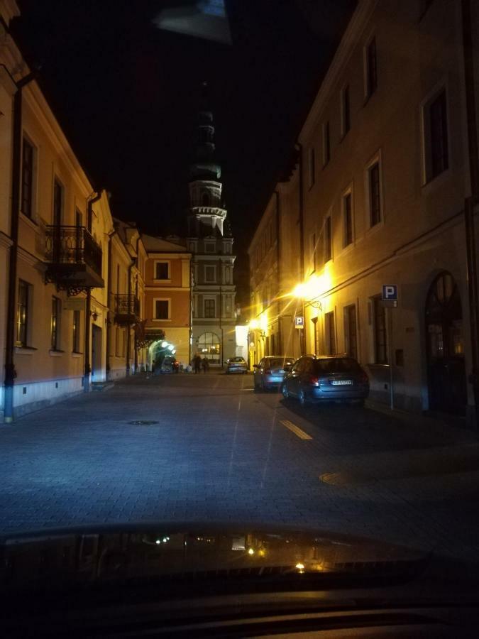 Apartament Akademicka Zamość Exteriör bild