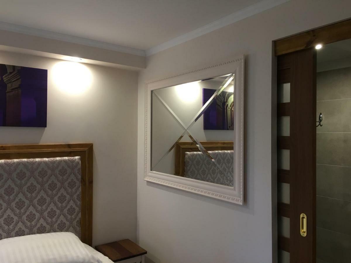 Apartament Akademicka Zamość Exteriör bild